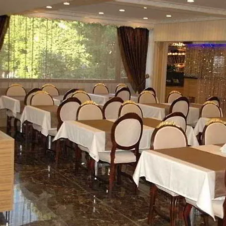 阿尔法酒店 酒店